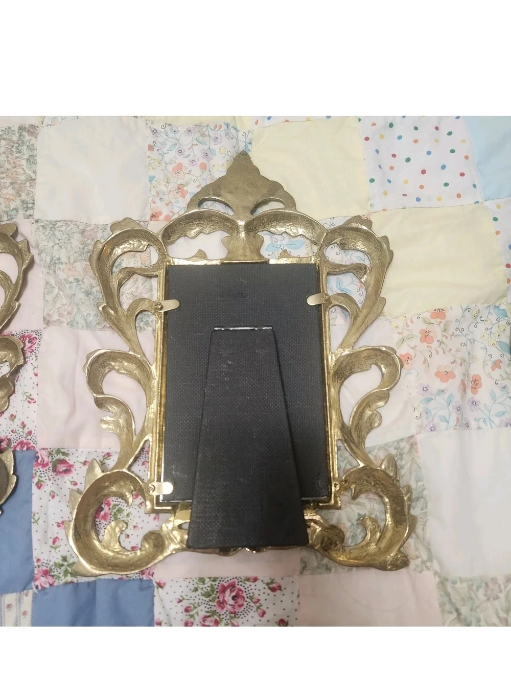 Vtg Antique Rococo Ornate Heavy Brass Gold Tone Easel Picture Frames Victorian